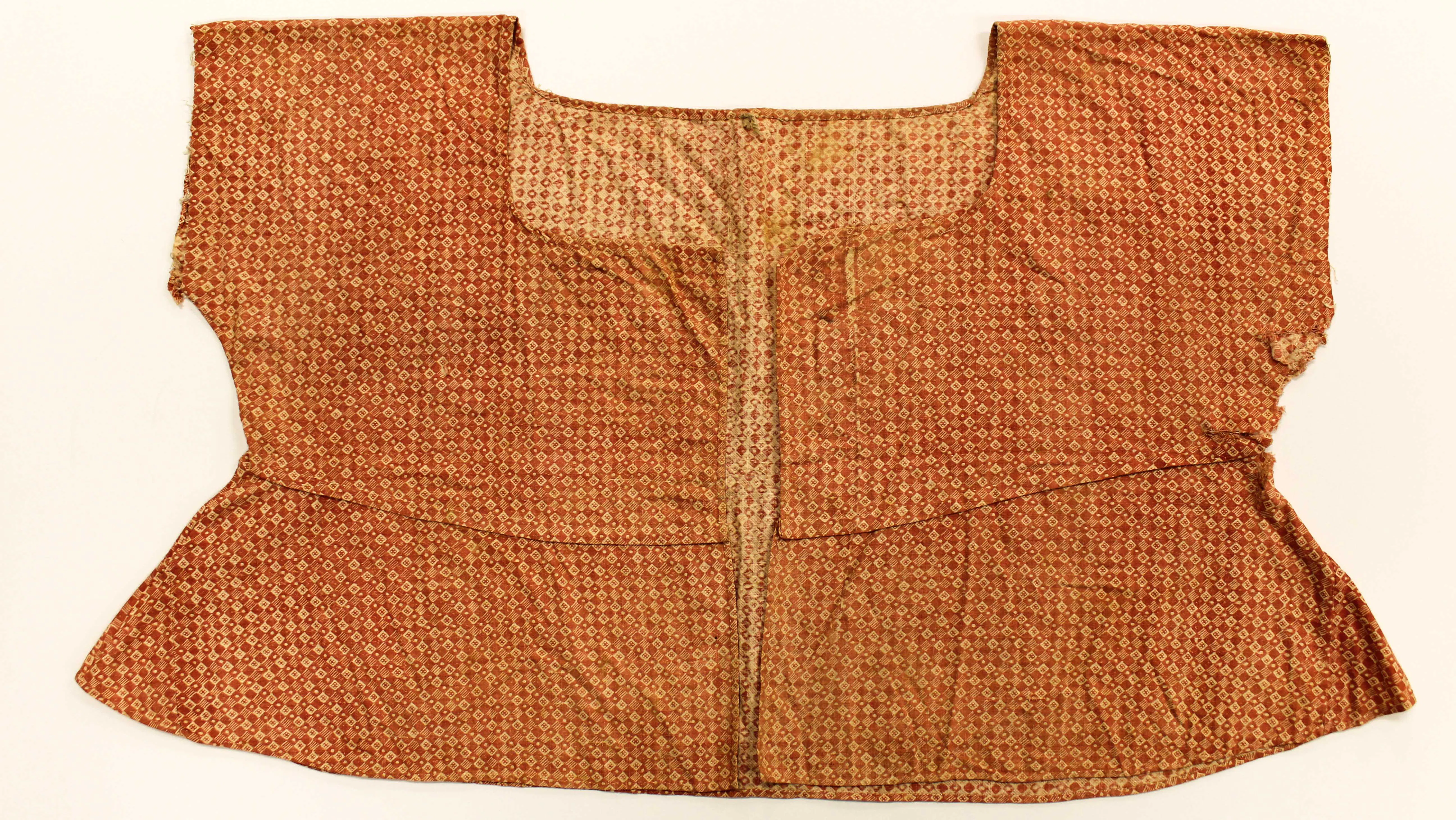 Elizabeth "Betty" Dorn's short gown