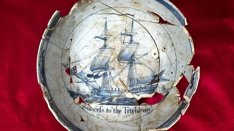 Photo of an antique plate