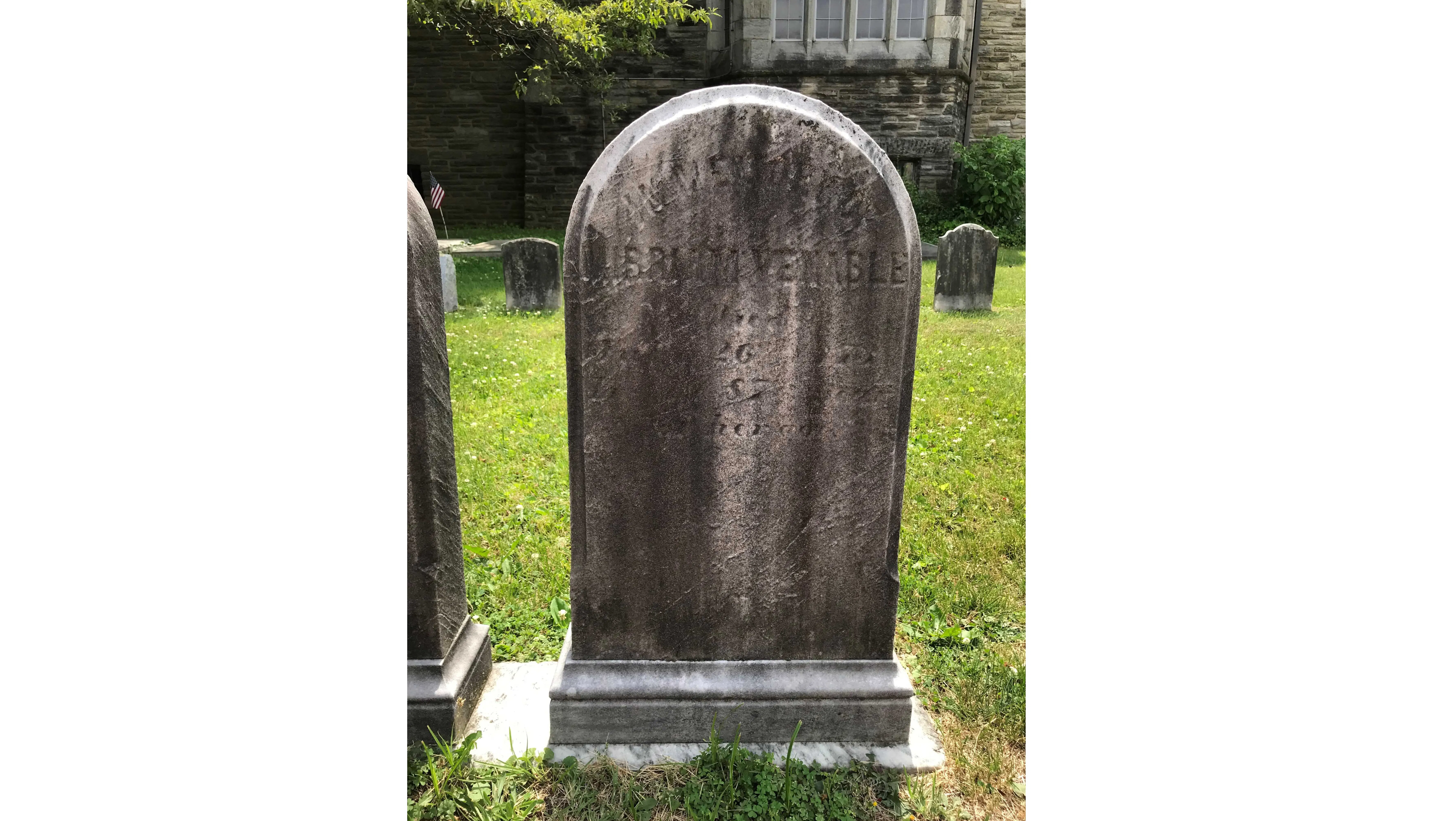 Photo of Miriam Venable's gravestone